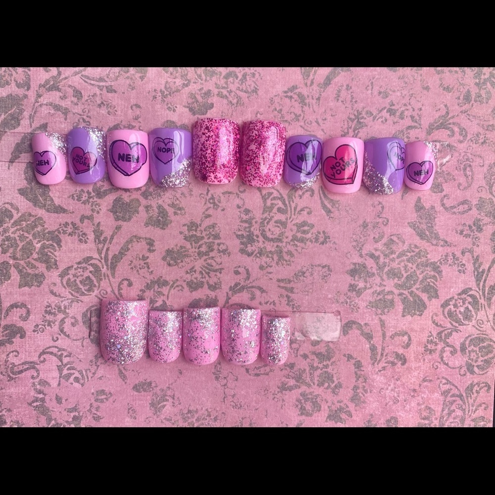 Anti-Valentines Day Heart Candy Short Square Custom Nail Set